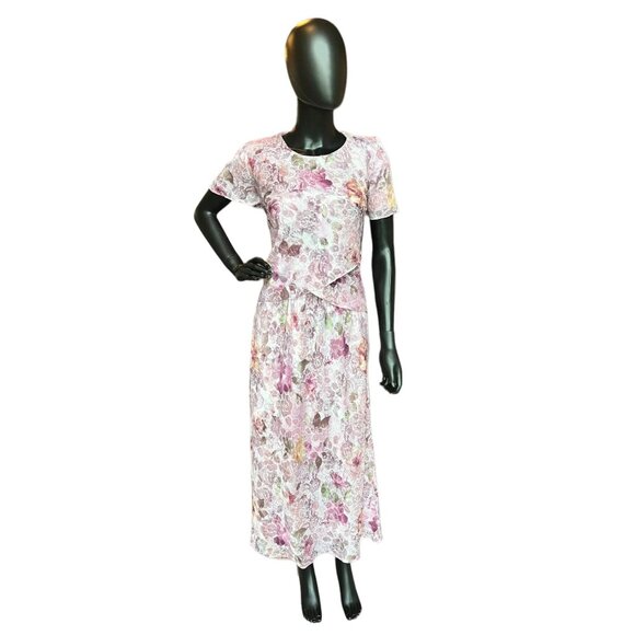 R & M Richard 2 Piece Rose Floral - Picture 1 of 7